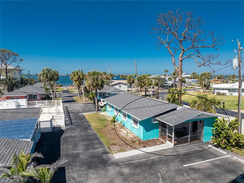 470 S Mccall Rd #10, FL