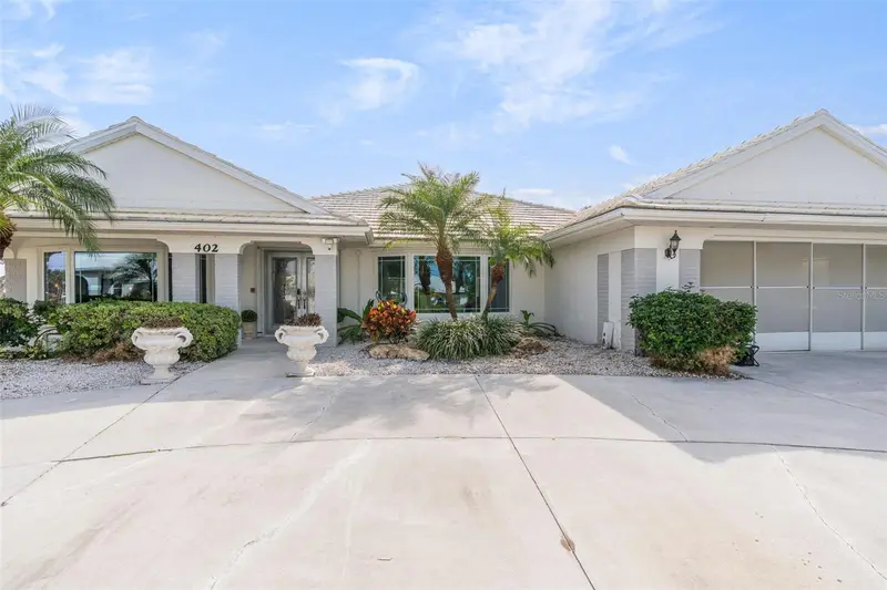 402 Devonshire Ln, FL
