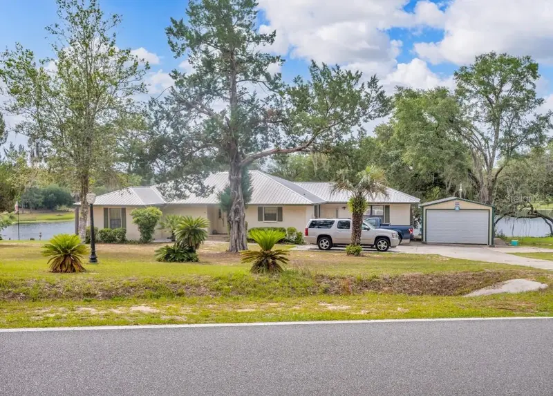 135 Ashley Lake Dr, FL
