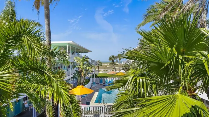 11730 Gulf Blvd #22, FL