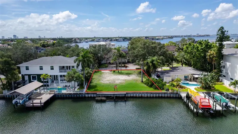 52 Sandpiper Rd, FL