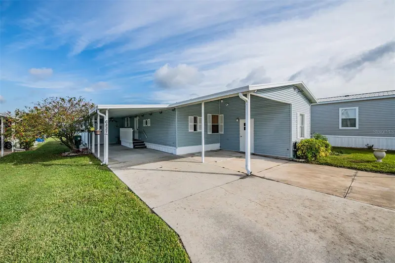 6827 S Lake Henry Dr Ne, FL