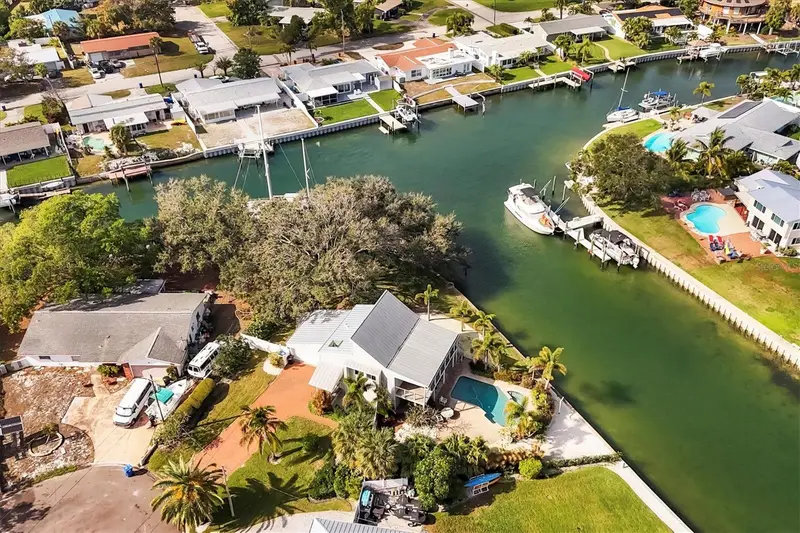 3601 Coquina Key Dr Se, FL