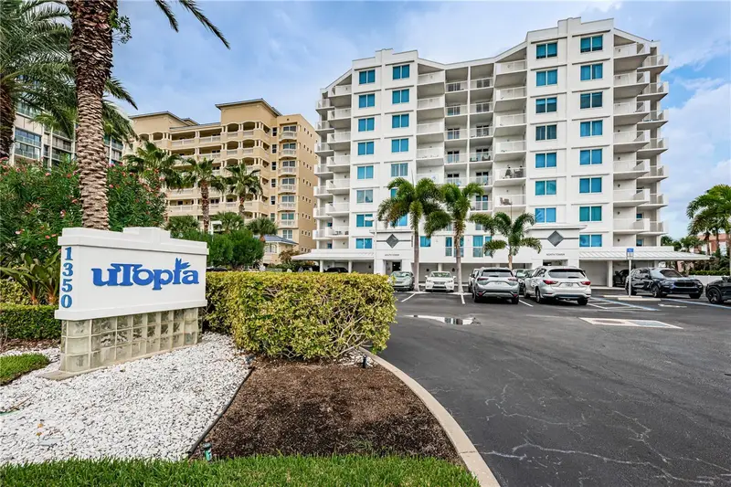 1350 Gulf Blvd #703, FL