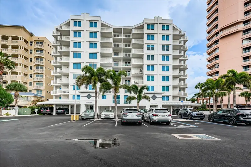 1350 Gulf Blvd #703, FL