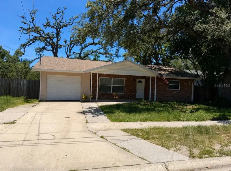 11102 28th St, FL
