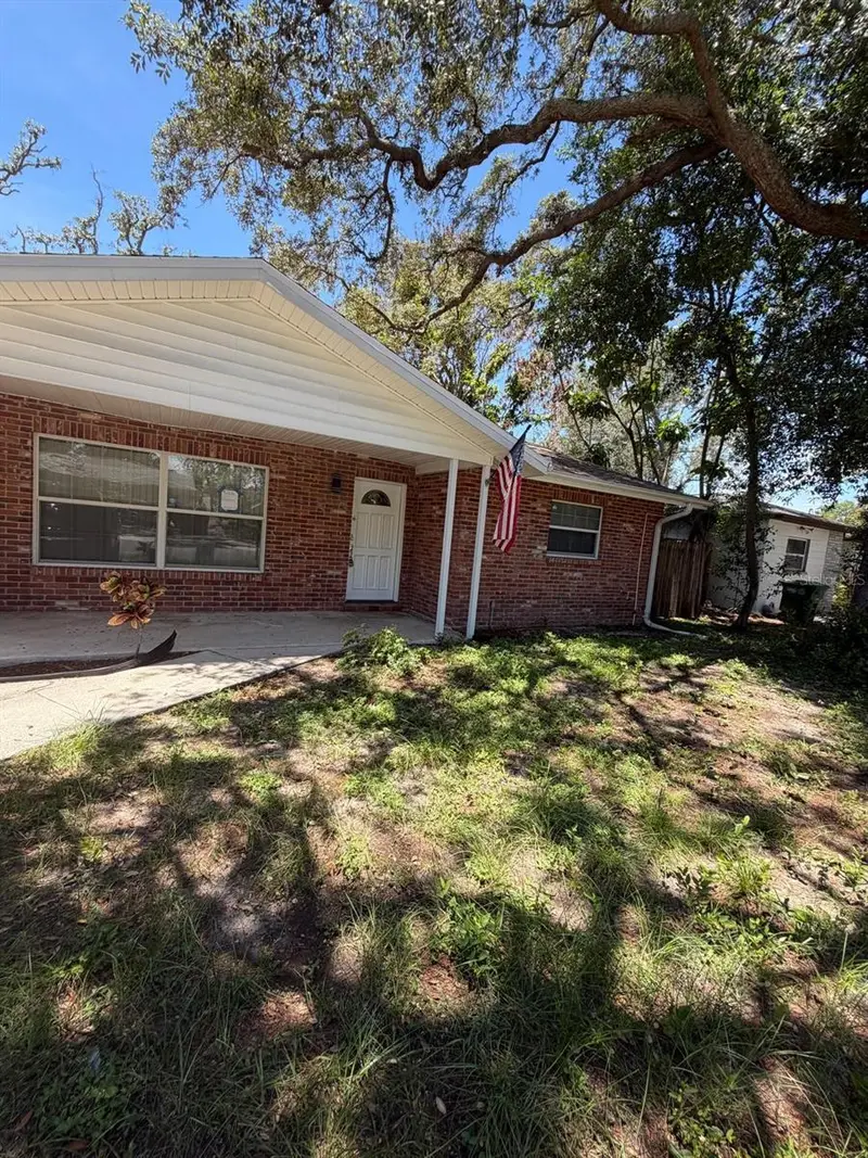 11102 28th St, FL