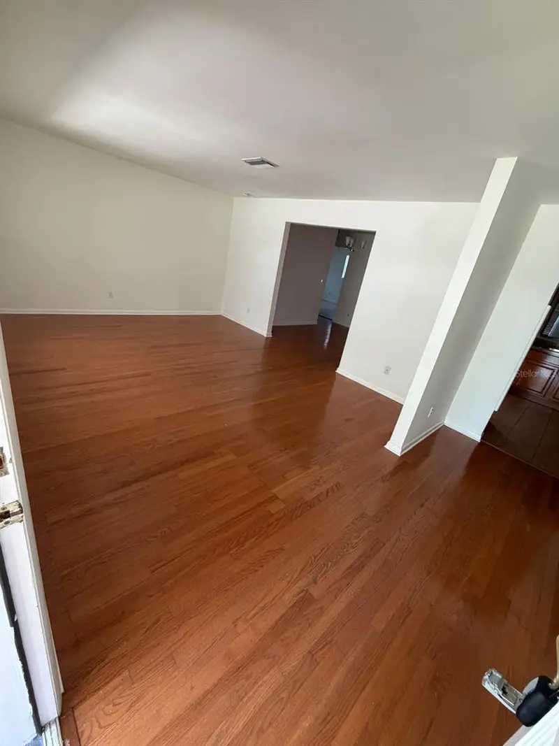 11102 28th St, FL
