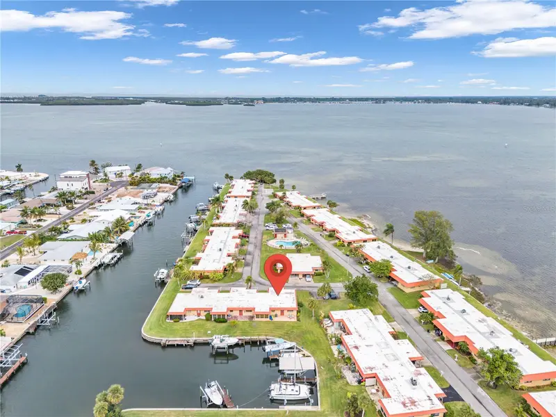 3866 Catalina Dr, FL