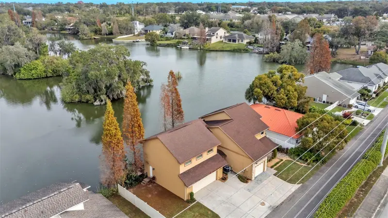 614 Mountain Lake Pl, FL