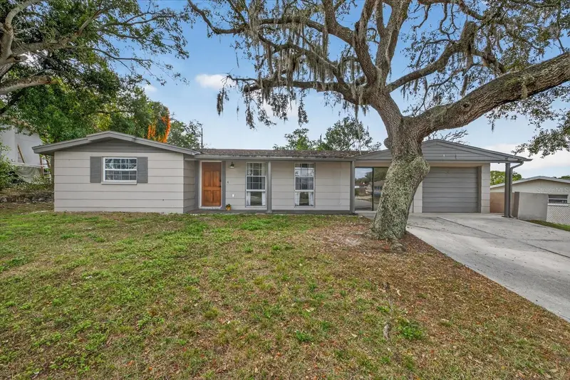 5404 Front Dr, FL