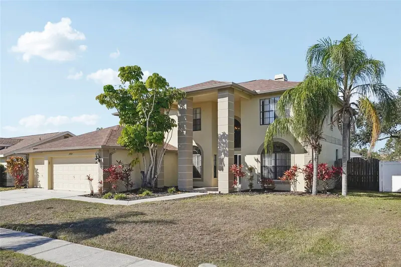 12929 Prestwick Dr, FL