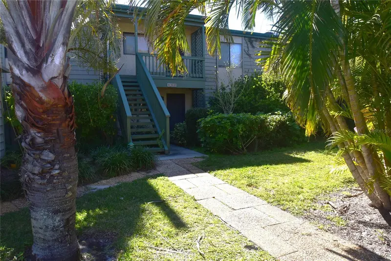 1518 Pelican Point Dr #Ba156, FL