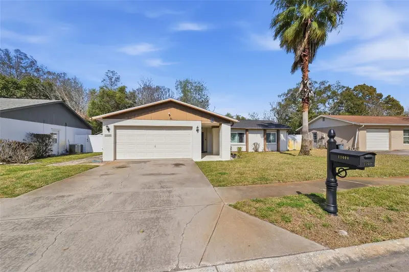 11608 Fox Run, FL