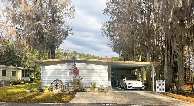107 Royal Palm Dr, FL