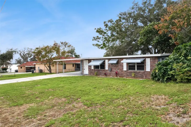 106 Lantern Ln, FL
