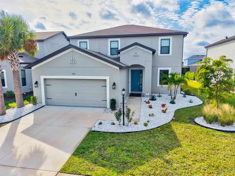 9312 Tequila Sunrise Dr, FL