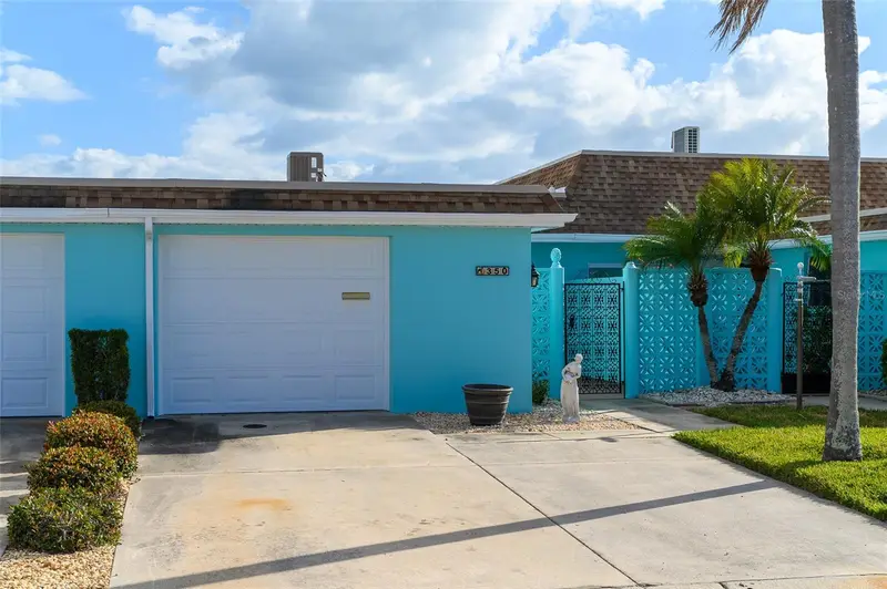 350 Boca Ciega Point Blvd, FL