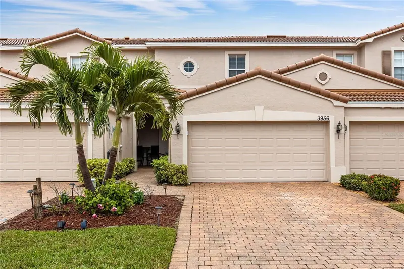 3956 Cherrybrook Loop, FL