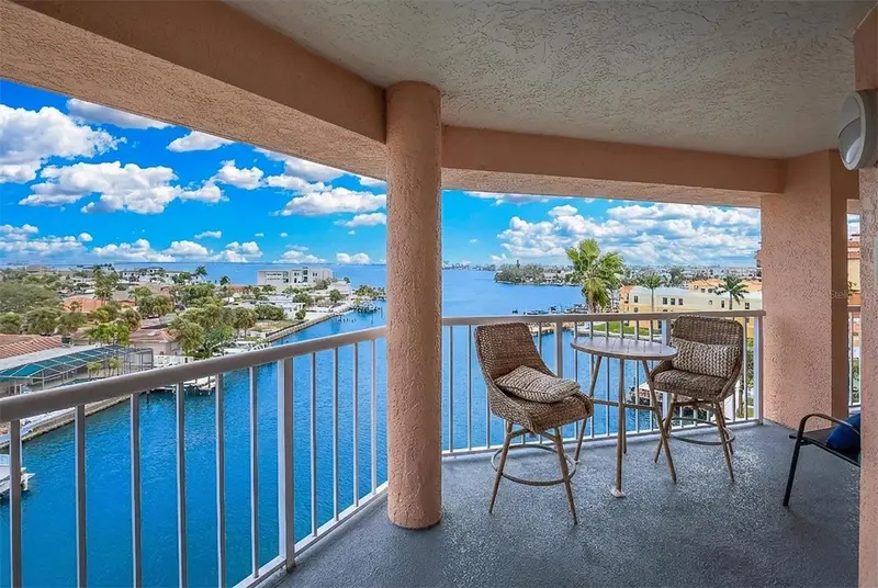 5445 Gulf Blvd #Ph1, FL
