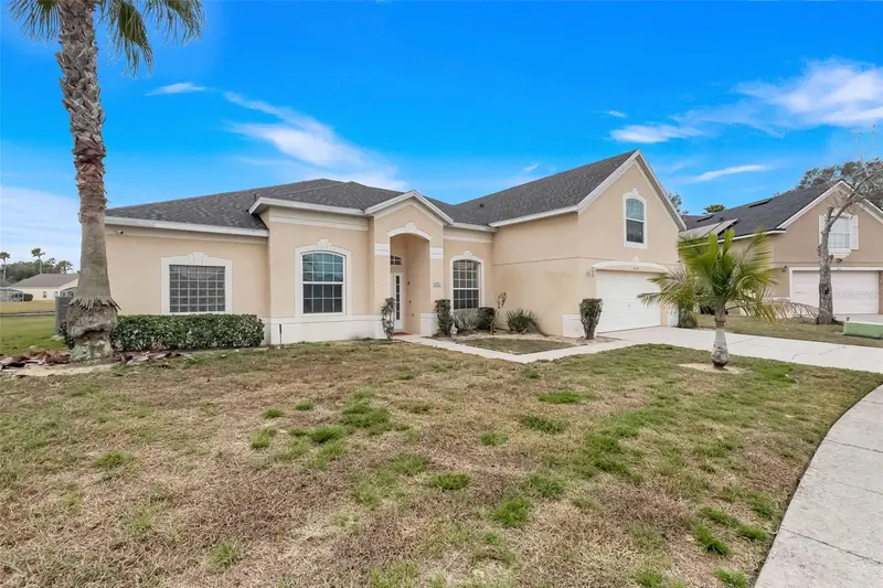 458 Bloomingdale Dr, FL