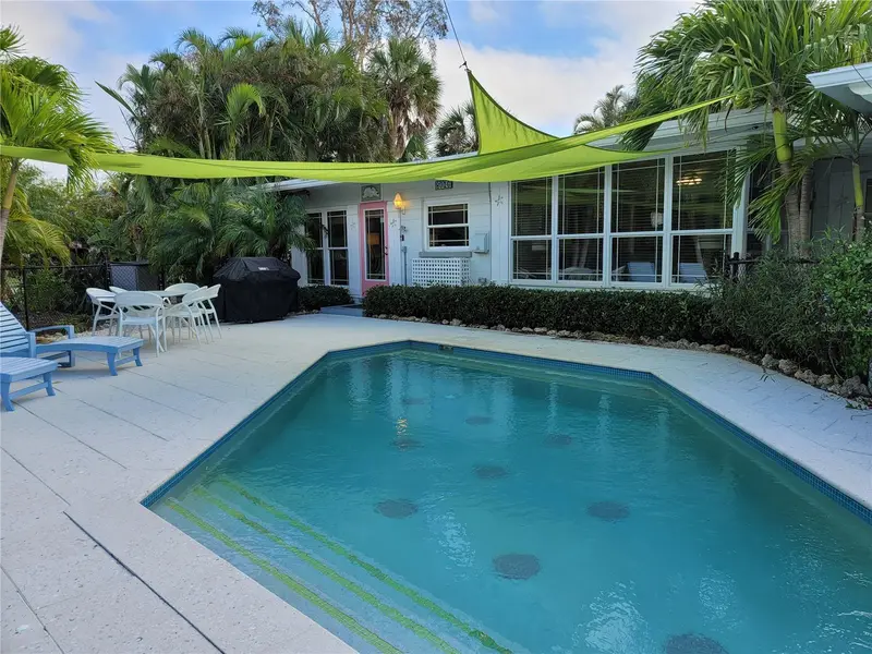 8010 Marina Dr, FL