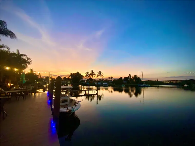 7150 N Tamiami Trl #S521, FL