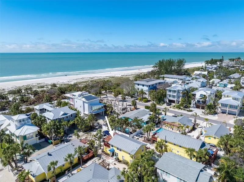 110 Oak Ave #A, FL