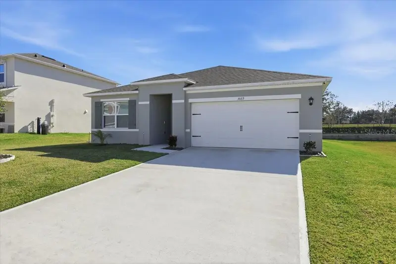3669 Rory Oak Cir, FL