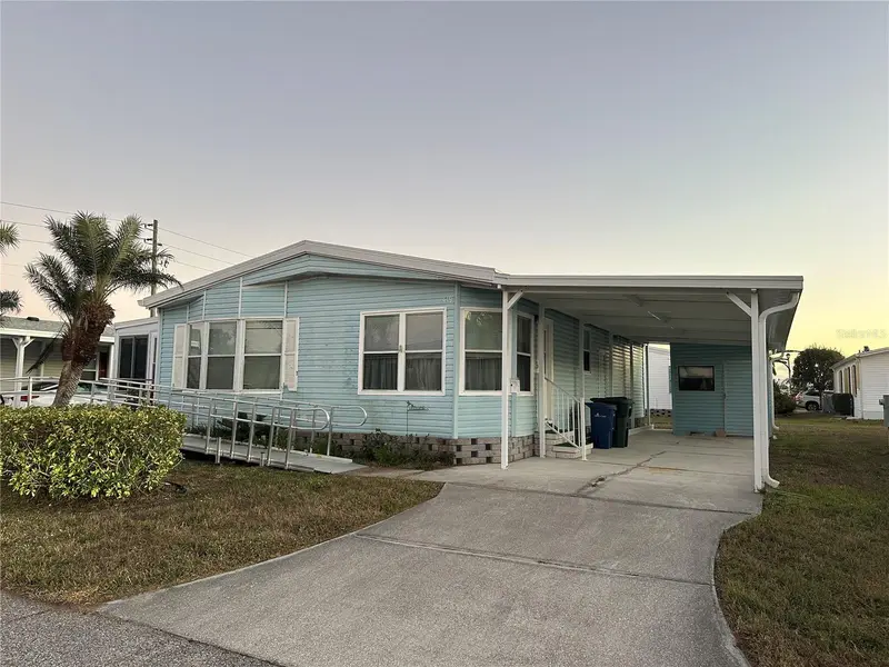 449 Landsedge Dr, FL
