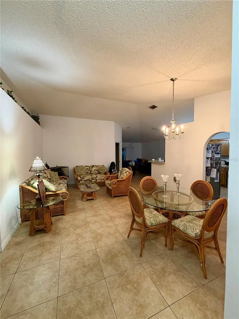 106 Circle Hill Rd, FL
