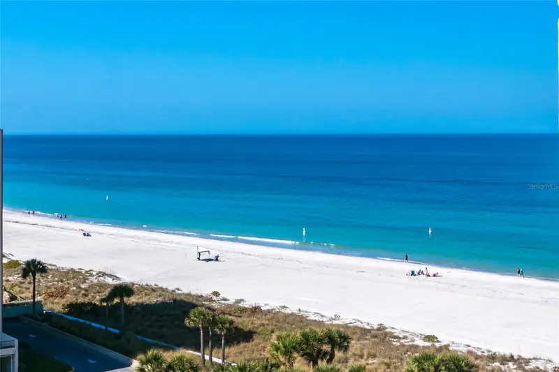 1380 Gulf Blvd #805, FL
