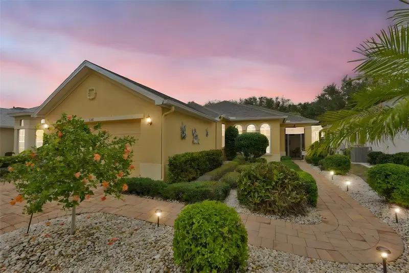 1118 Emerald Dunes Dr, FL