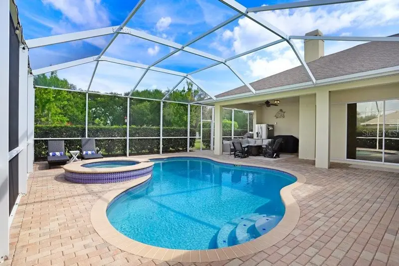 7709 Kenia Meadows Ln, FL