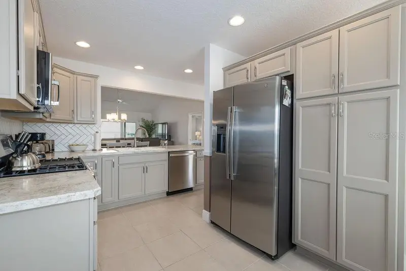 2454 Youngmann Loop, FL