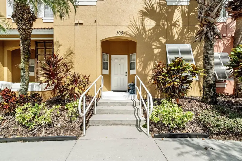 105 Pompano Beach Dr, FL