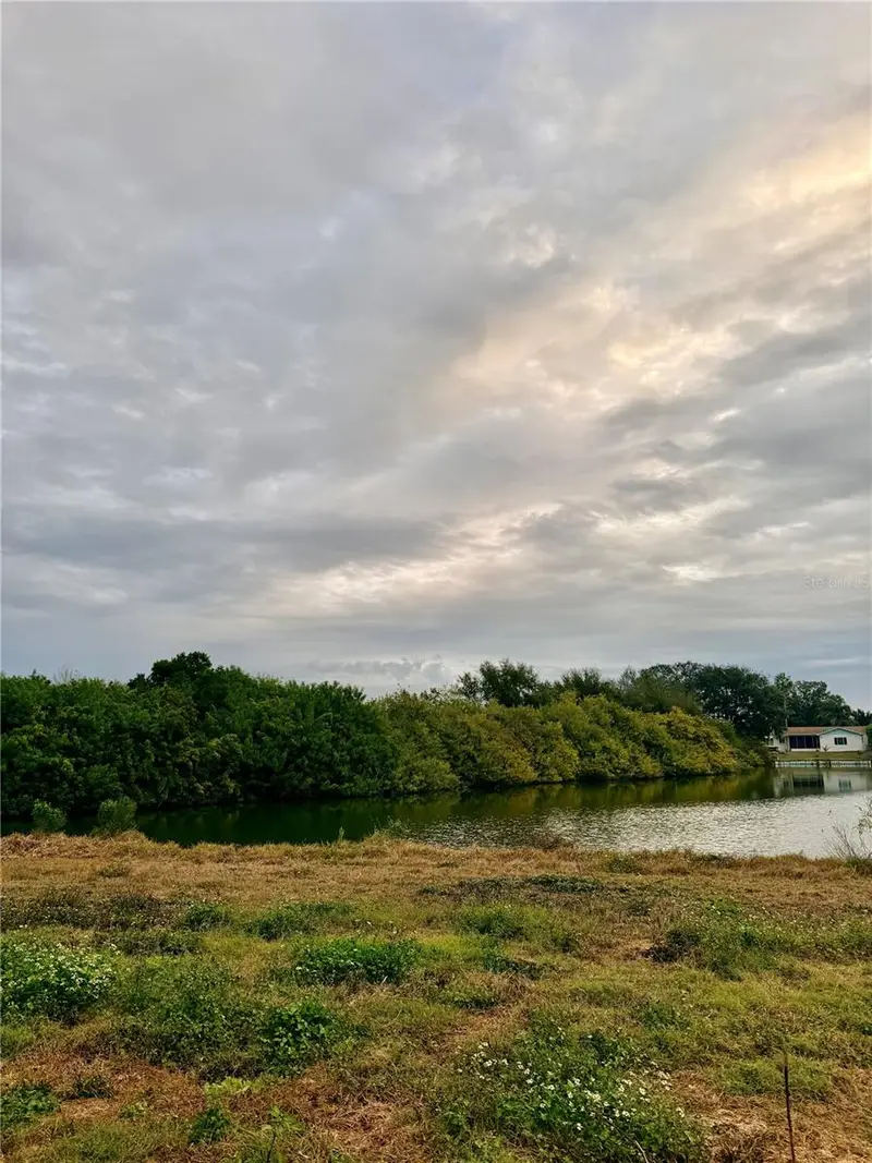 Lot 1511 Jackson Dr, FL