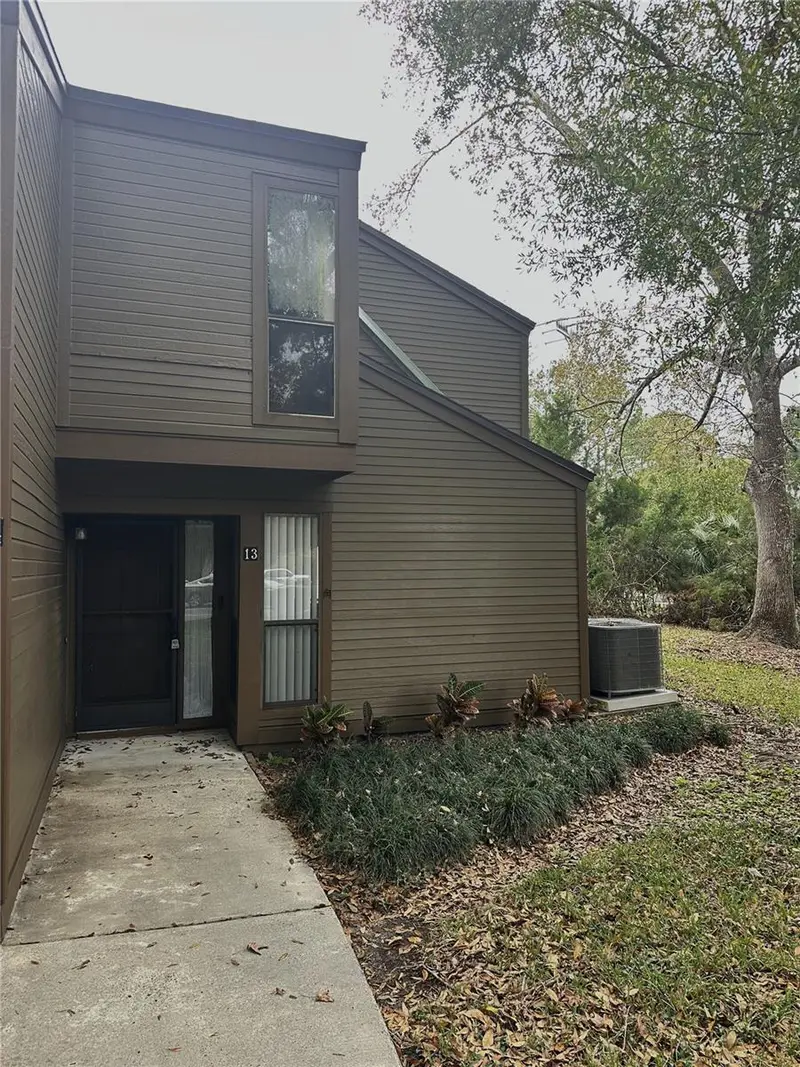 13 Surrey Ct #13, FL