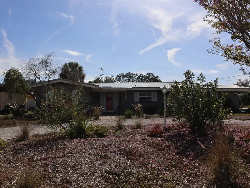 940 Oleander Dr Se, FL
