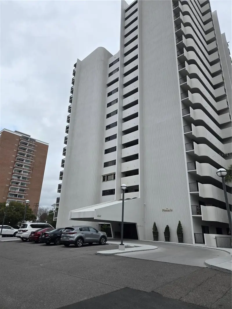 4141 Bayshore Blvd S #1502, FL