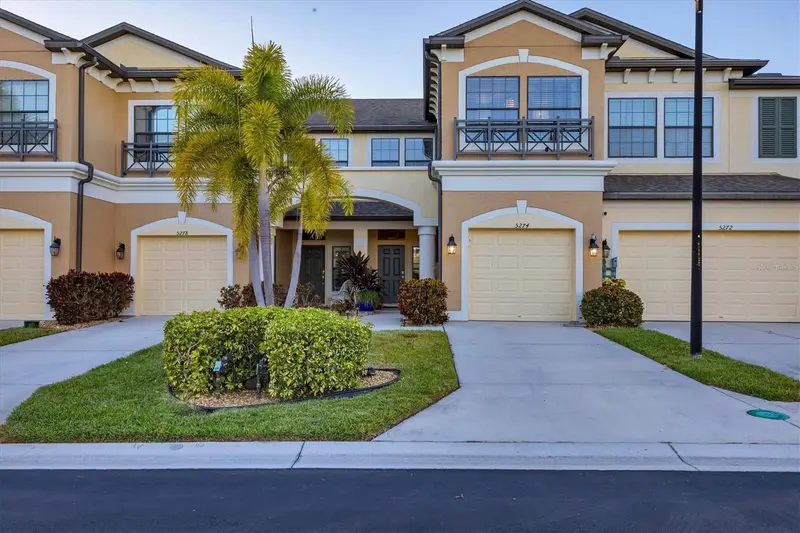 5274 78th Street Cir, FL