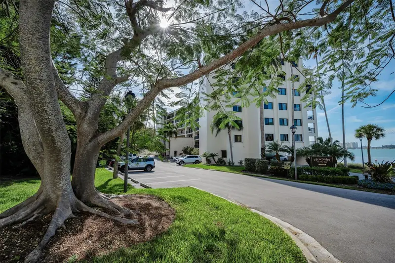 55 Rogers St #203, FL