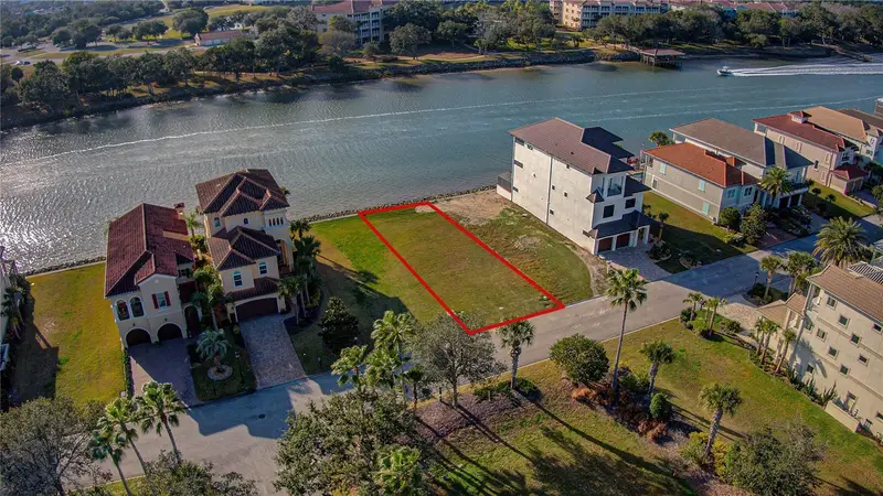 276 Yacht Harbor Dr, FL