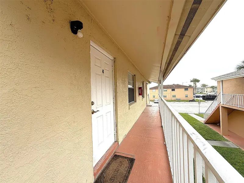 720 Michigan Ct #4, FL