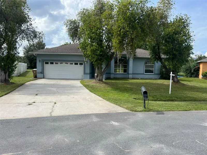 829 Blanc Ct, FL