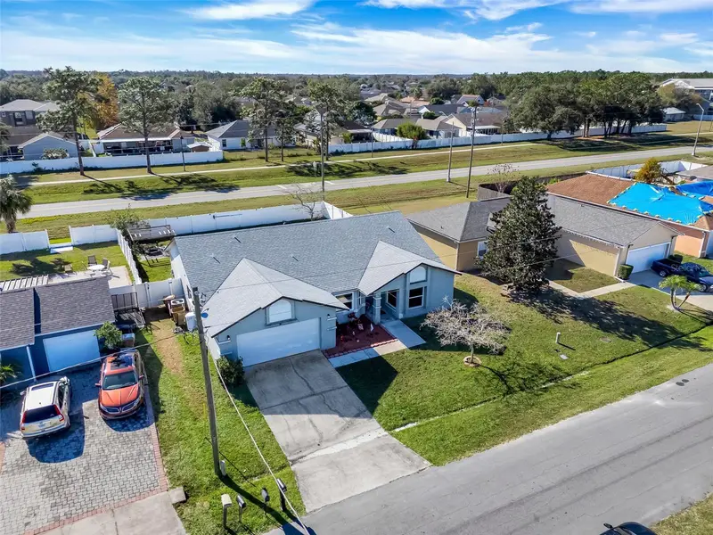 105 Dorchester Ct, FL