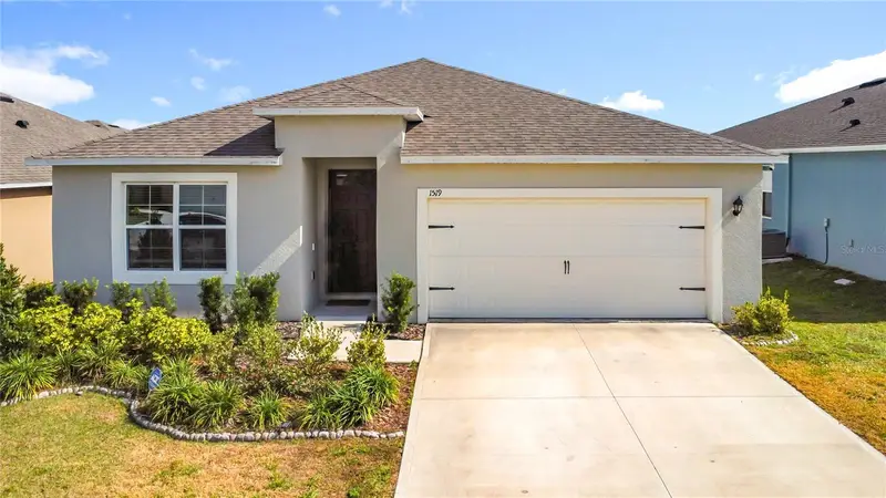 1519 Wax Myrtle Way, FL