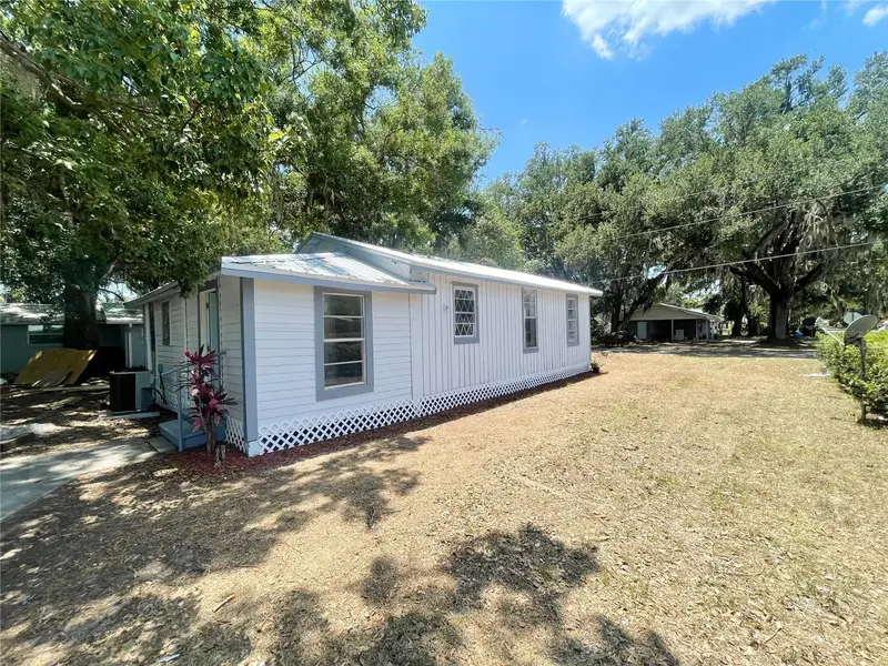 630 N Nashua Ave, FL