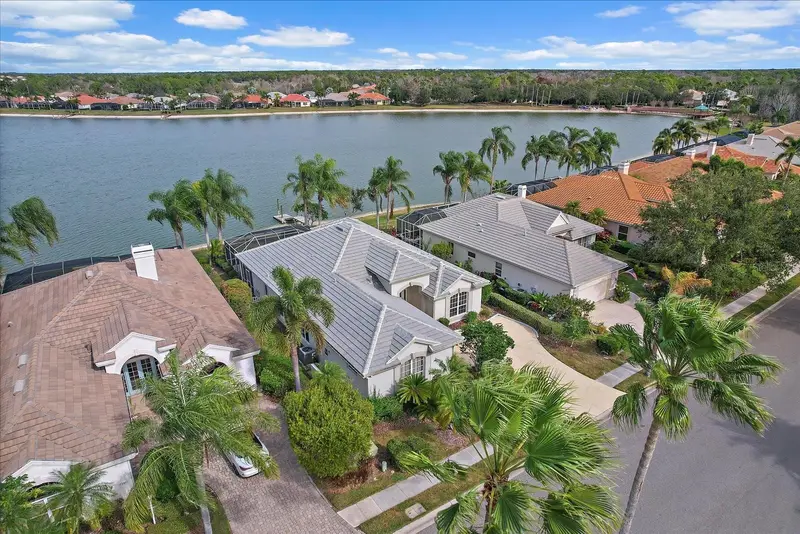 6585 Waters Edge Way, FL