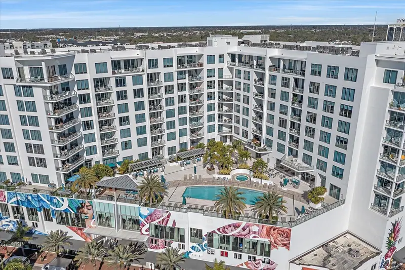 111 S Pineapple Ave #601, FL